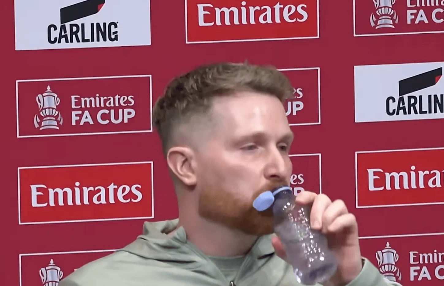 开云官网-麦克法兰：首发托辛为防守勒温；RJ受伤我就任命恩佐为队长